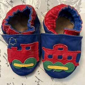 Very cute baby boy Robeez